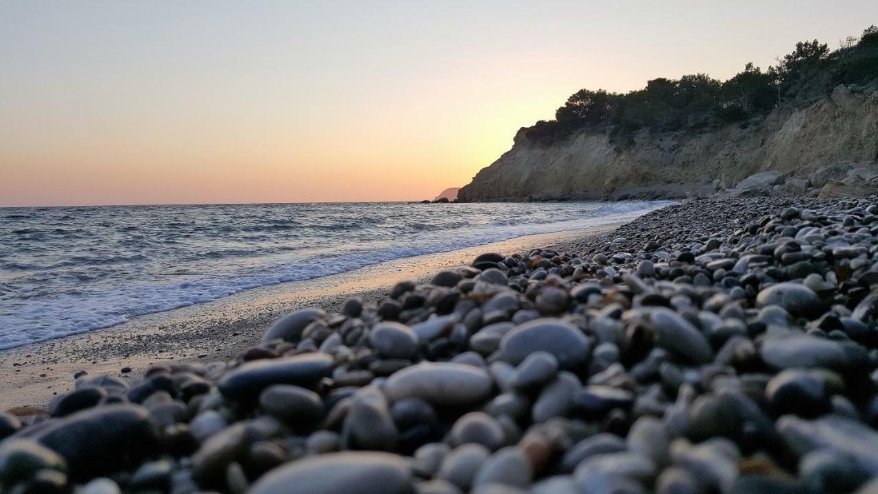 Limeri Traditional Guest House Monolithos  Exterior photo